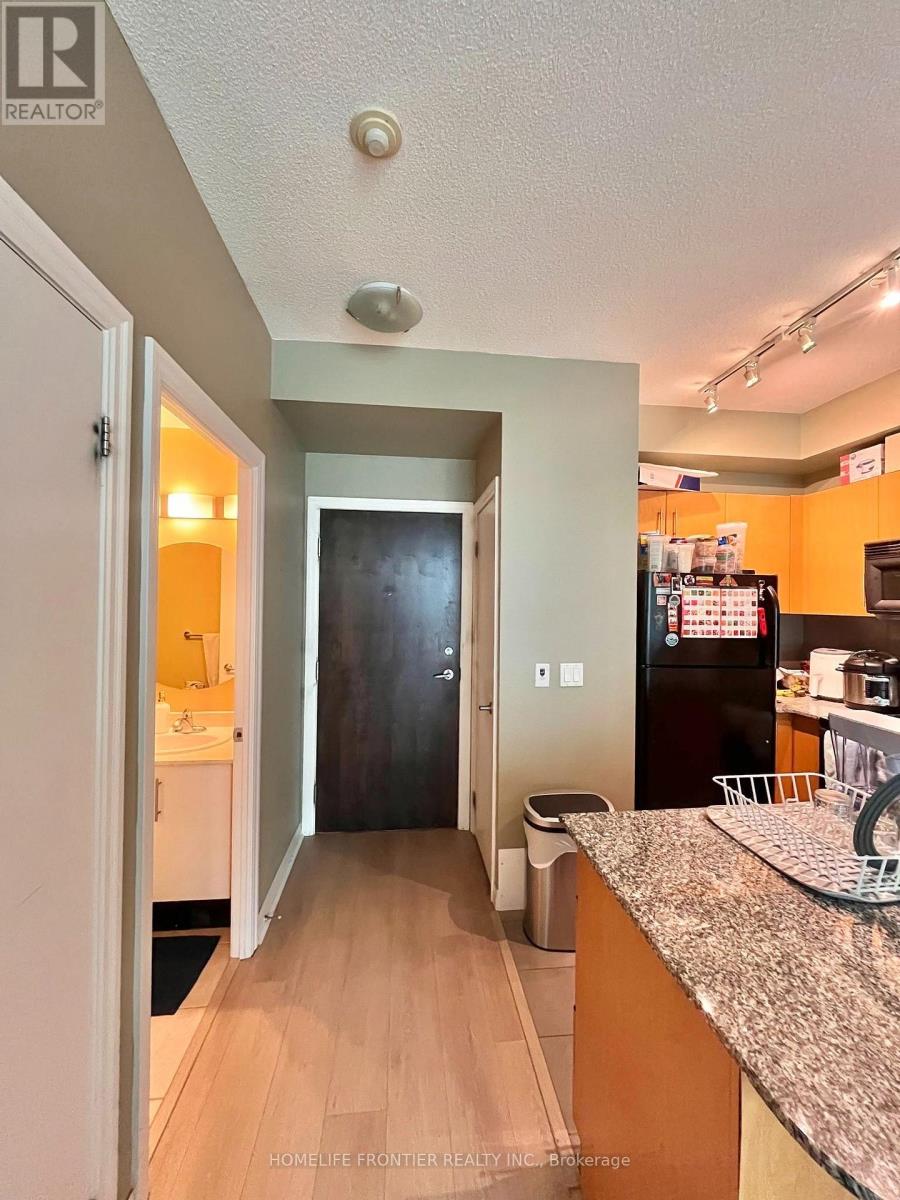 2303 - 16 Yonge Street, Toronto, Ontario  M5E 2A1 - Photo 10 - C13588492