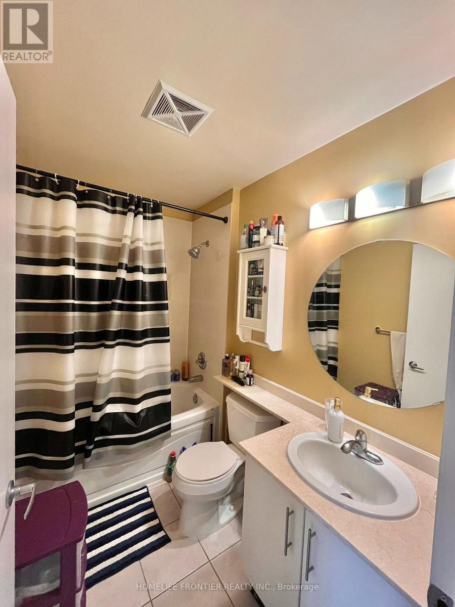 2303 - 16 Yonge Street, Toronto, Ontario  M5E 2A1 - Photo 11 - C13588492