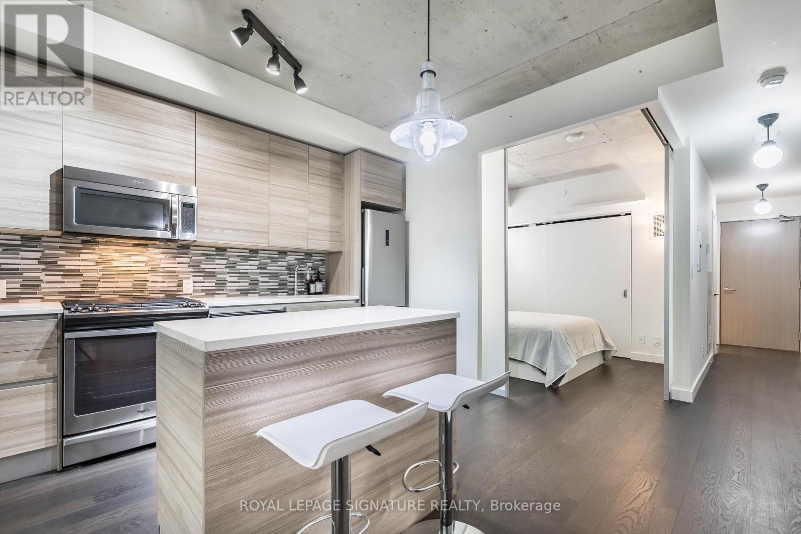 318 - 111 Bathurst Street, Toronto, Ontario  M5V 0M9 - Photo 10 - C13588590