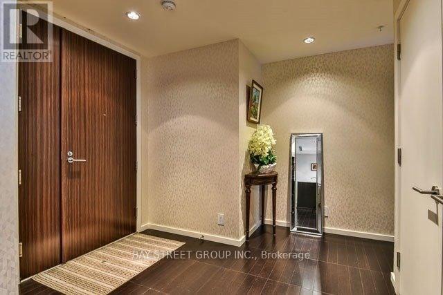 4207 - 180 University Avenue, Toronto, Ontario  M5H 0A2 - Photo 6 - C13588610