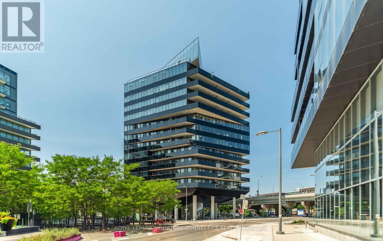 910 - 21 LAWREN HARRIS SQUARE, Toronto, Ontario