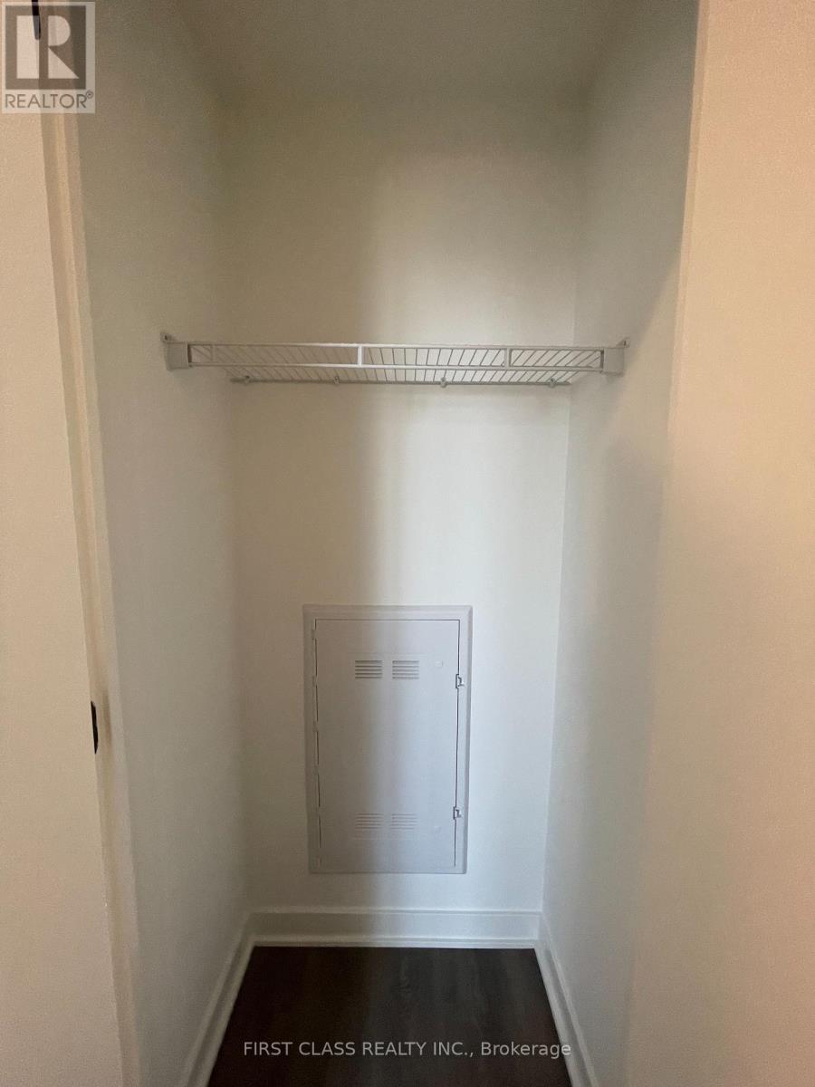 1810 - 55 Charles Street E, Toronto, Ontario  M4Y 0J1 - Photo 15 - C13588736