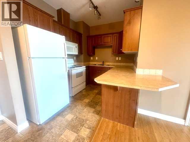 301, 9225 Lakeland Drive, Grande Prairie, Alberta  T8X 0B8 - Photo 2 - A2303502