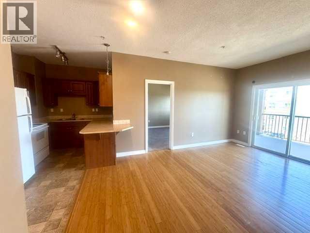 301, 9225 Lakeland Drive, Grande Prairie, Alberta  T8X 0B8 - Photo 4 - A2303502