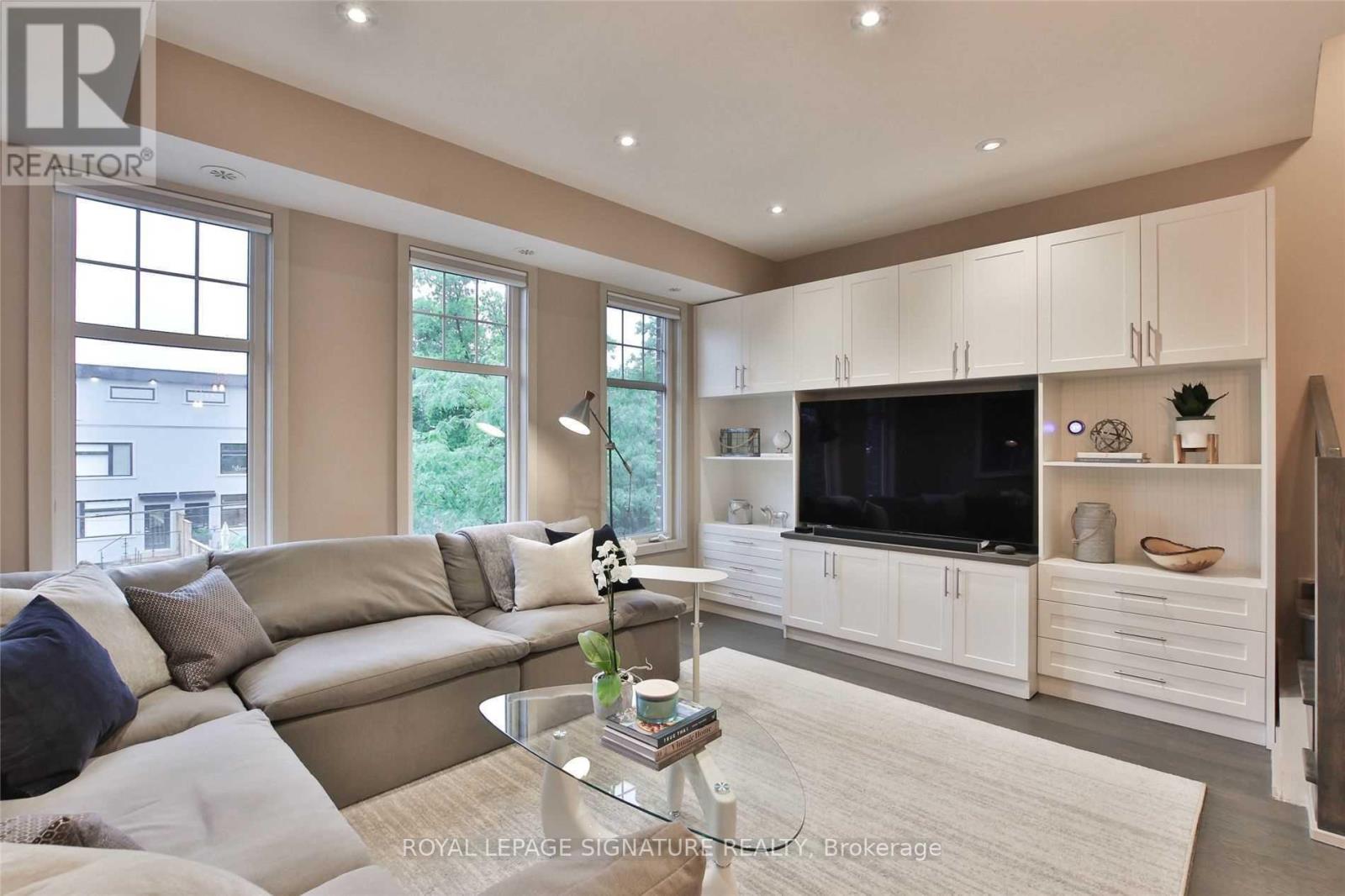 51 - 140 Broadview Avenue, Toronto, Ontario  M4M 2G2 - Photo 4 - E13588528