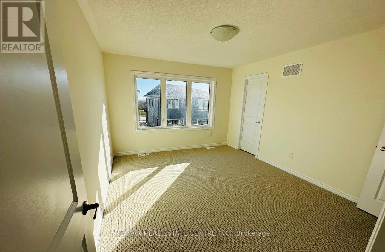 673 Ribstone Court, Oshawa, Ontario  L1K 3G7 - Photo 5 - E13588612