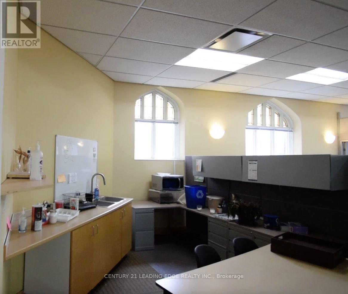 North - Office (2 Storey) - 2550 Danforth Avenue, Toronto, Ontario  M4C 1L2 - Photo 18 - E13588692
