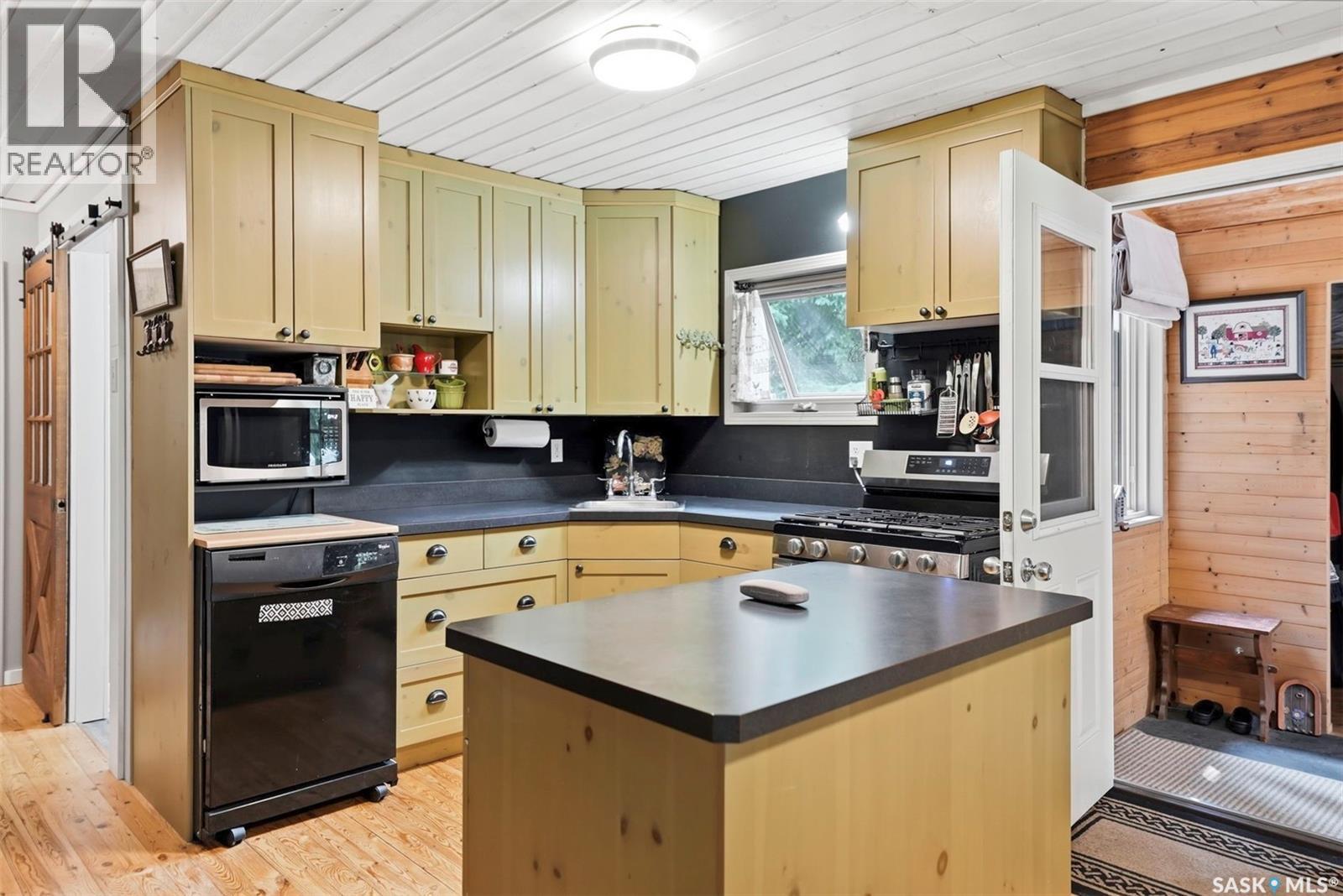 1 Saskatchewan Place, Candle Lake, Saskatchewan  S0J 3E0 - Photo 13 - SK043069