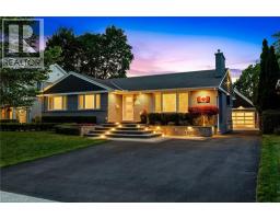 2113 COURTLAND Drive, Burlington, Ontario