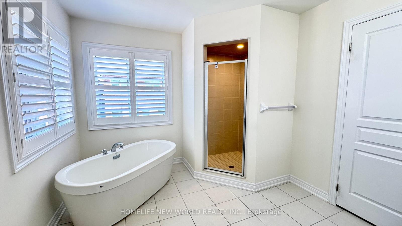 32 Falconridge Terrace, East Gwillimbury, Ontario  L9N 0R2 - Photo 13 - N13588426