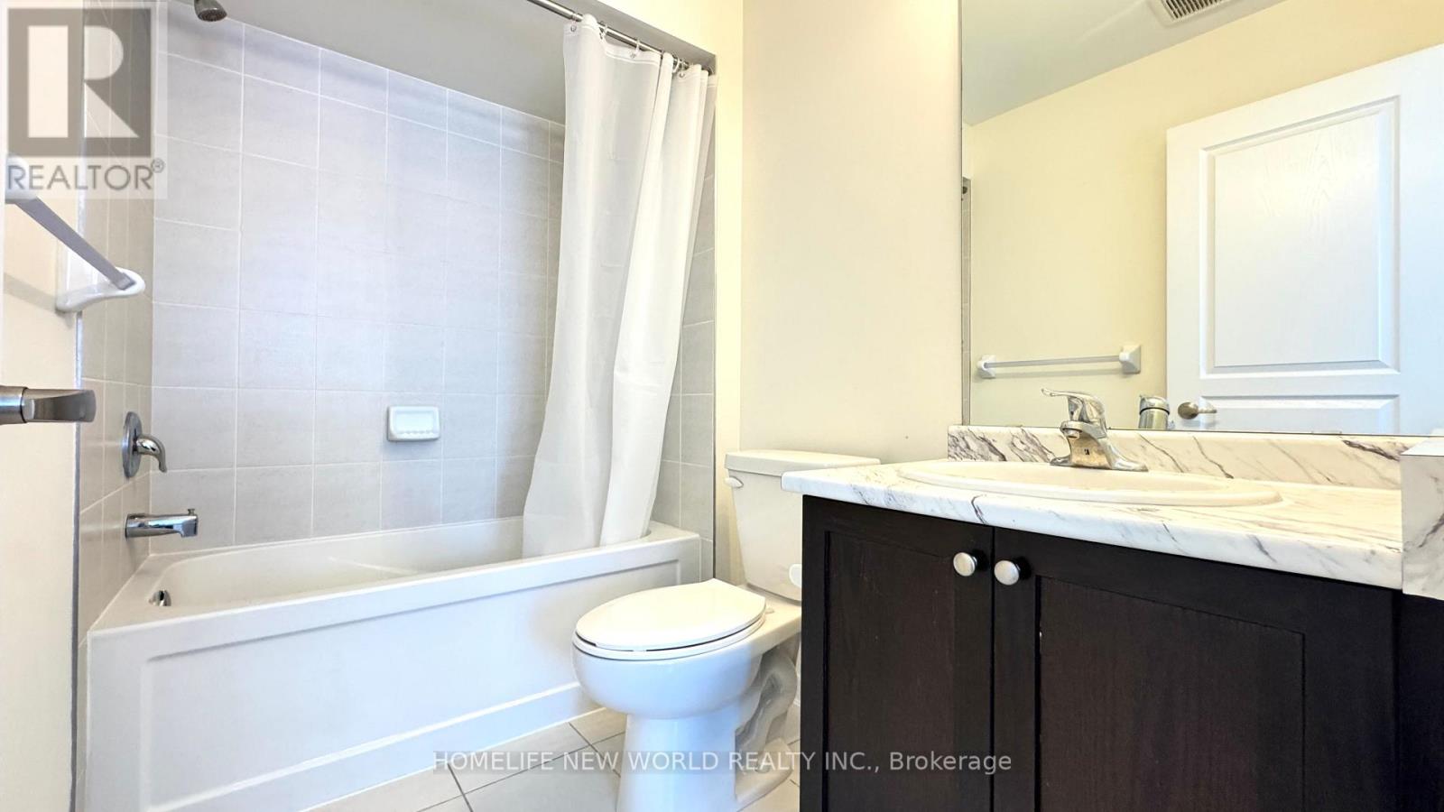 32 Falconridge Terrace, East Gwillimbury, Ontario  L9N 0R2 - Photo 15 - N13588426