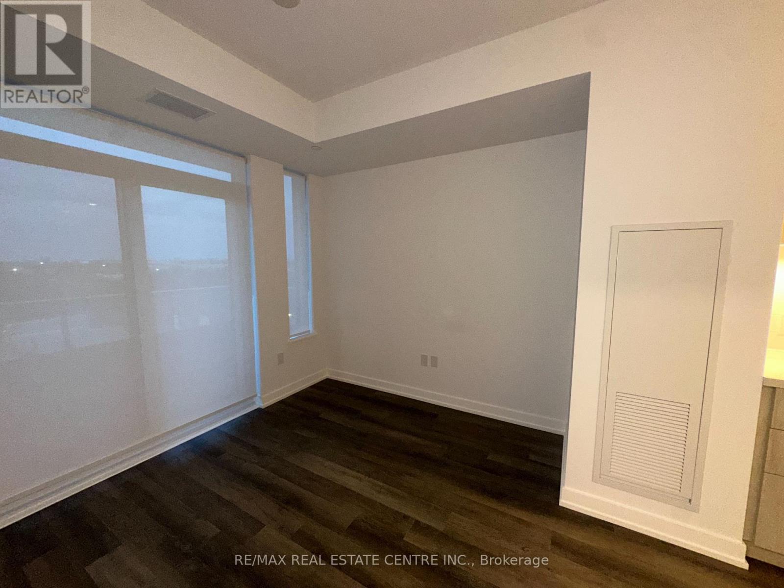 409 - 21 Meadowdale Road, Vaughan (Vaughan Corporate Centre), Ontario  L4K 0H6 - Photo 12 - N13588546
