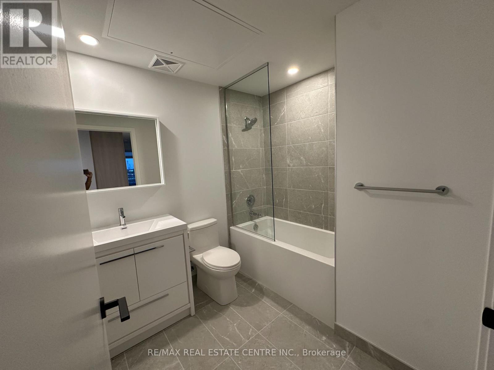 409 - 21 Meadowdale Road, Vaughan (Vaughan Corporate Centre), Ontario  L4K 0H6 - Photo 18 - N13588546