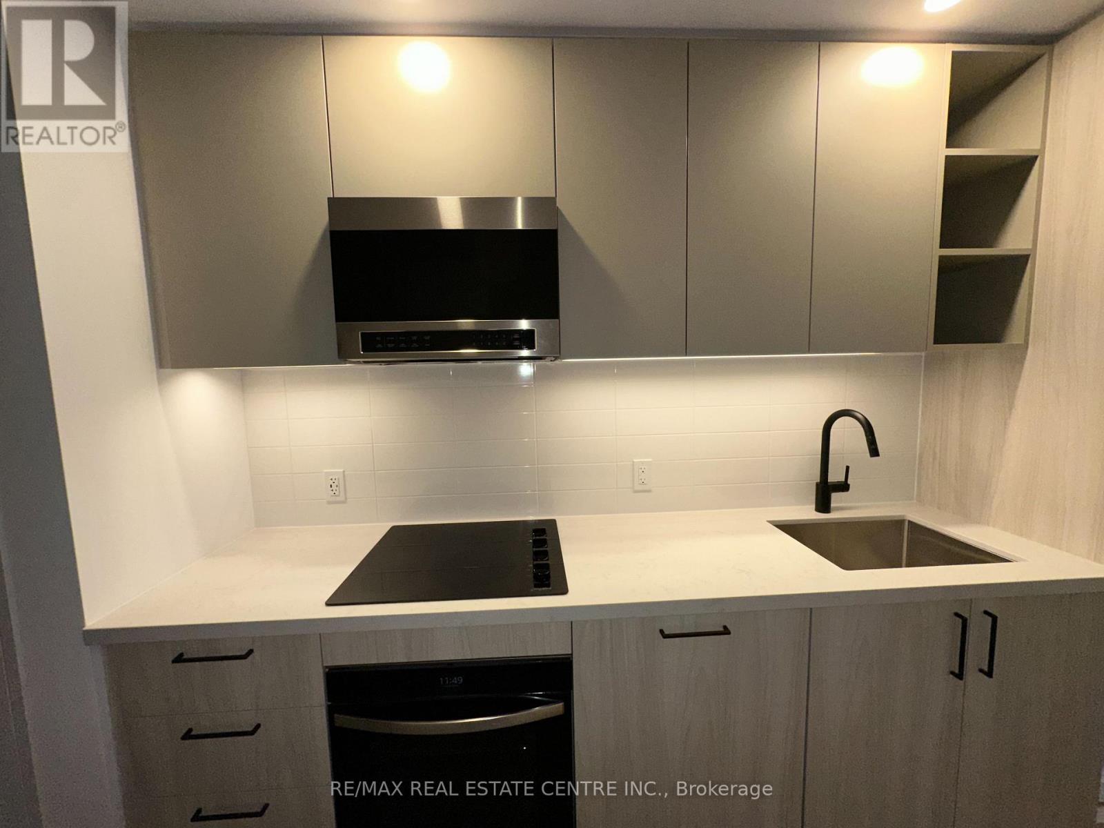 409 - 21 Meadowdale Road, Vaughan (Vaughan Corporate Centre), Ontario  L4K 0H6 - Photo 6 - N13588546