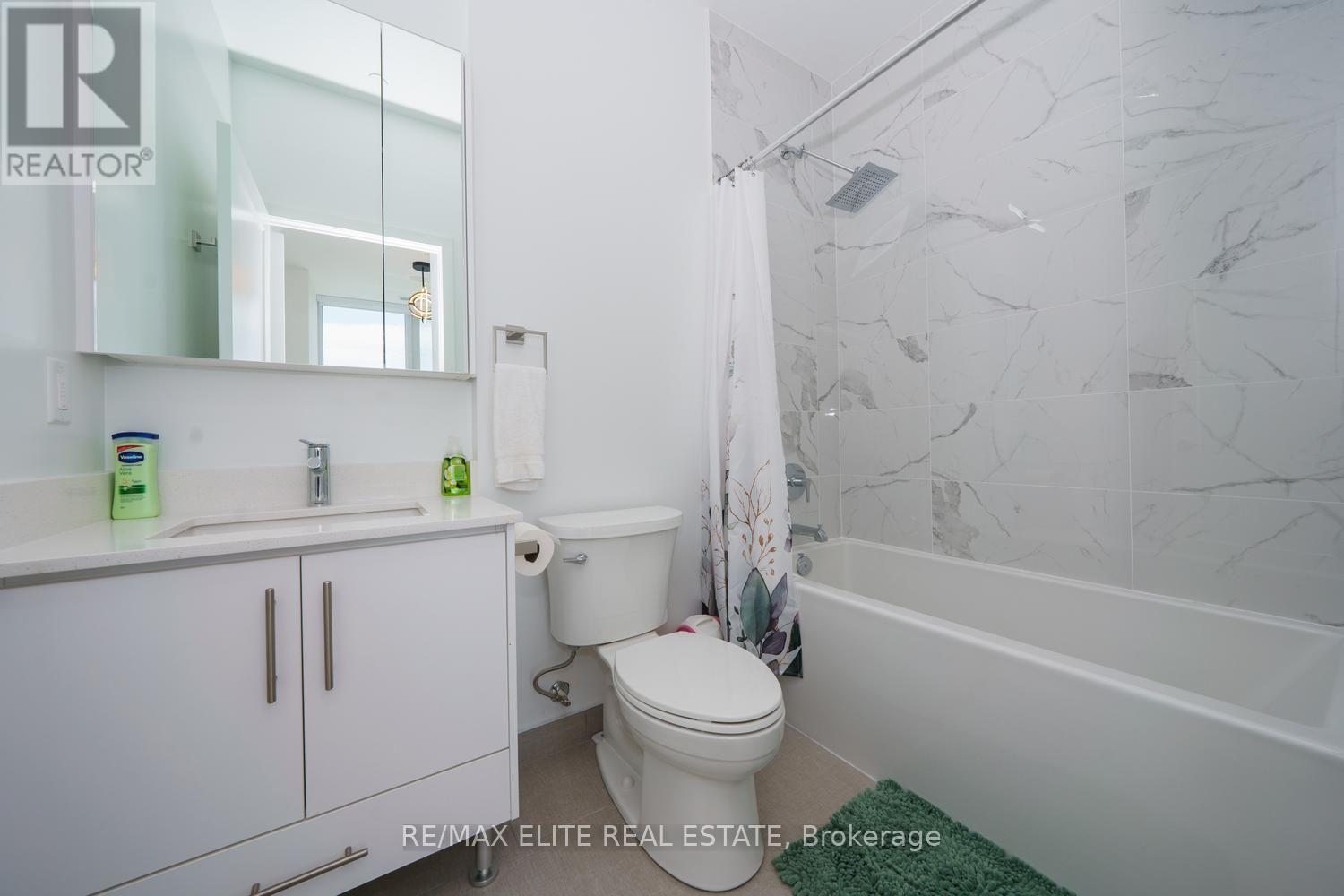 Ph 10 - 105 Oneida Crescent, Richmond Hill, Ontario  L4B 0H6 - Photo 10 - N13588564