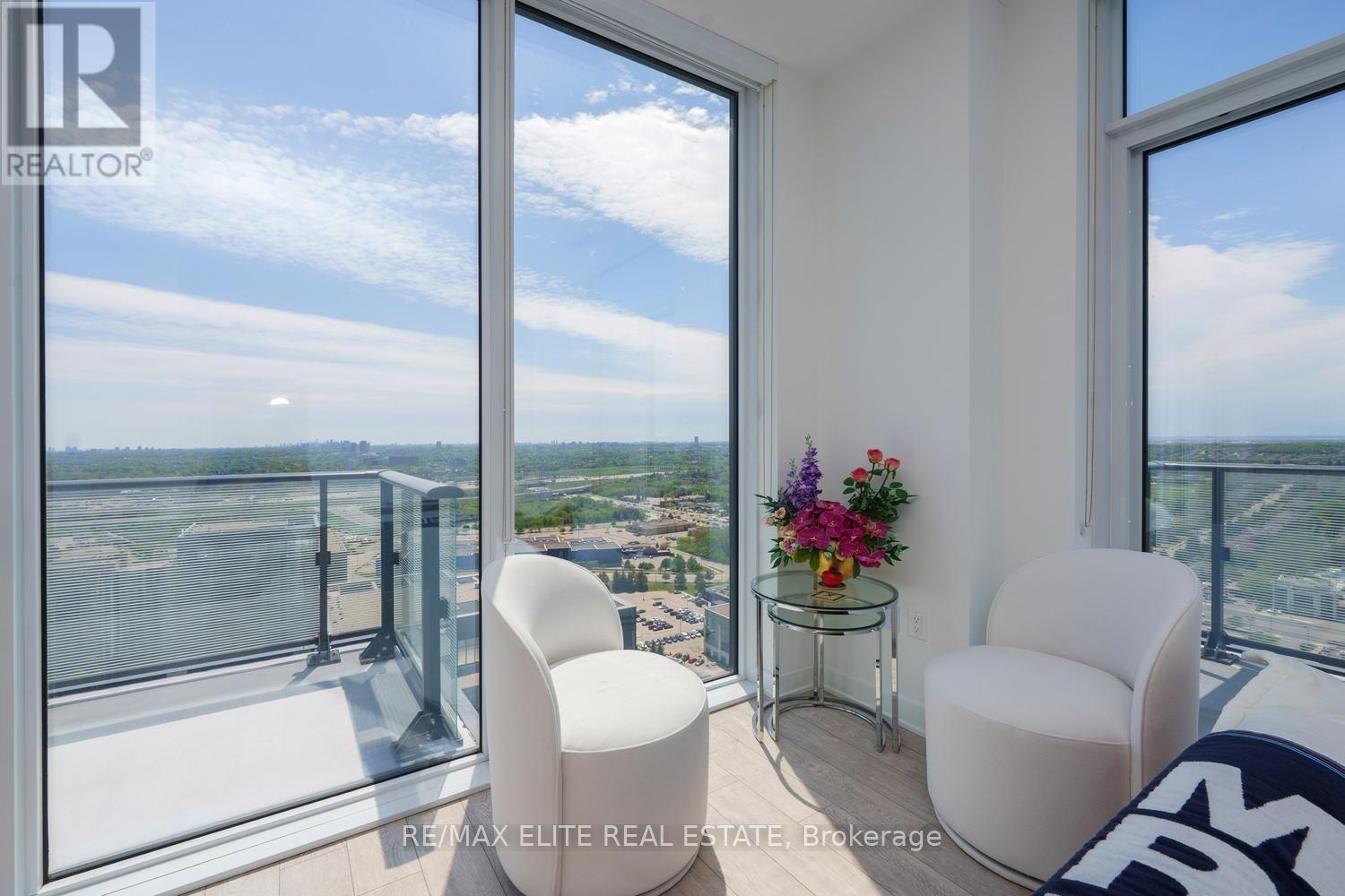 Ph 10 - 105 Oneida Crescent, Richmond Hill, Ontario  L4B 0H6 - Photo 5 - N13588564