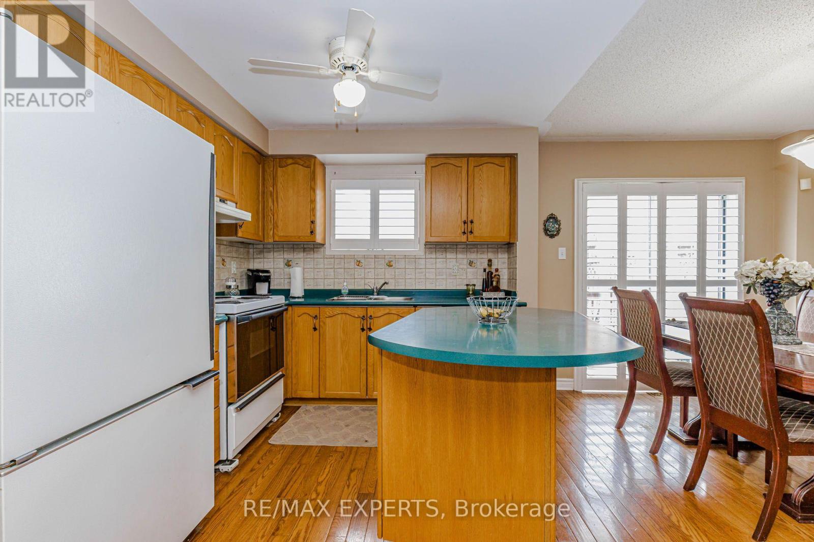225 Kelso Crescent, Vaughan, Ontario  L6A 2E1 - Photo 12 - N13588734