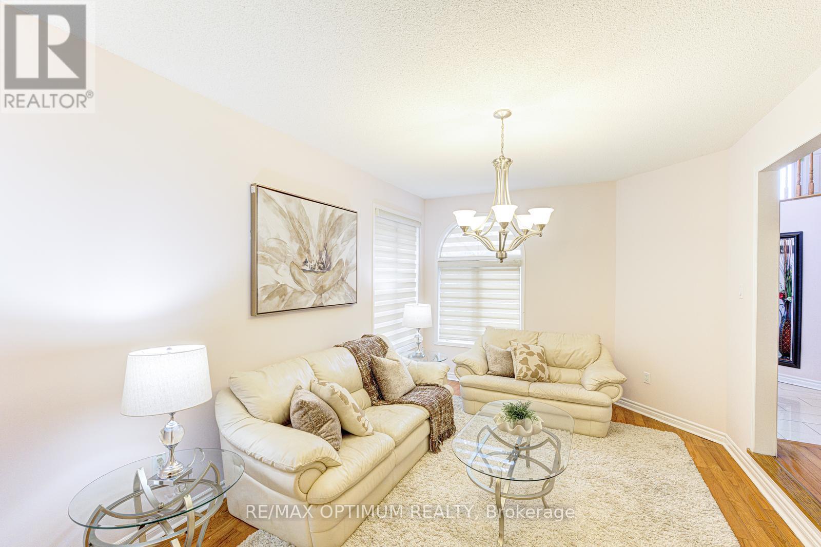 1466 Willowvale Gardens, Mississauga, Ontario  L5V 1T7 - Photo 7 - W13588402