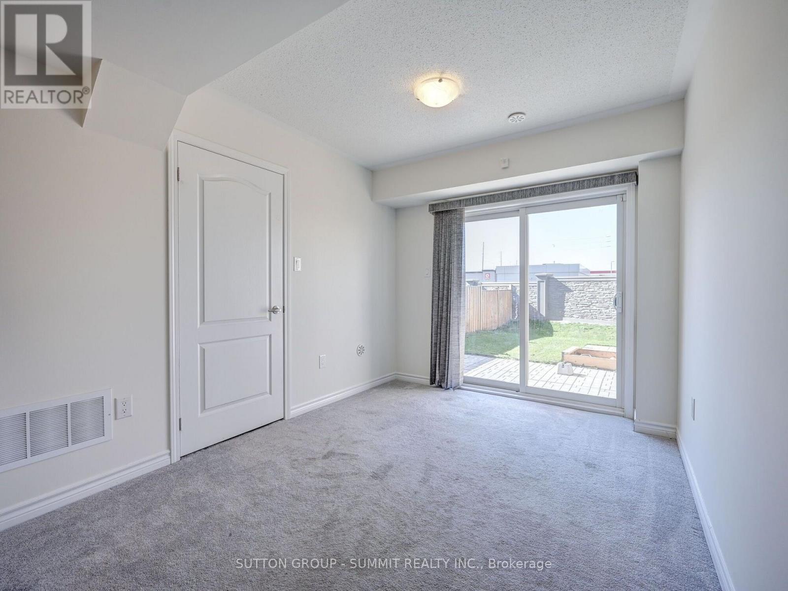 26 Quillberry Close, Brampton, Ontario  L7A 4N8 - Photo 5 - W13588404