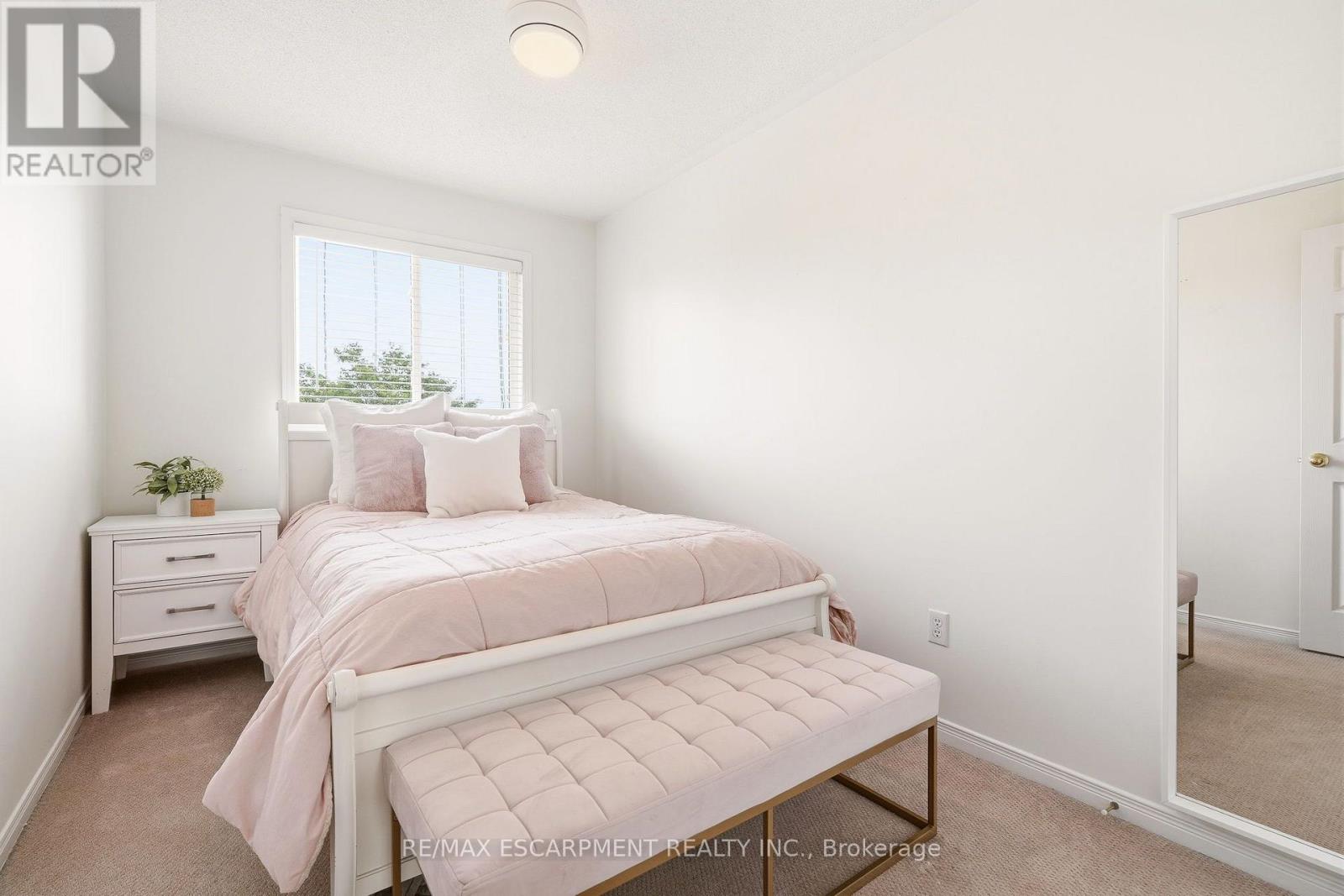 5116 Silvercreek Drive, Burlington, Ontario  L7L 6K5 - Photo 31 - W13588676