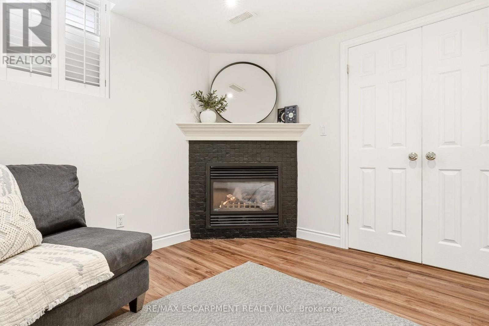 5116 Silvercreek Drive, Burlington, Ontario  L7L 6K5 - Photo 37 - W13588676