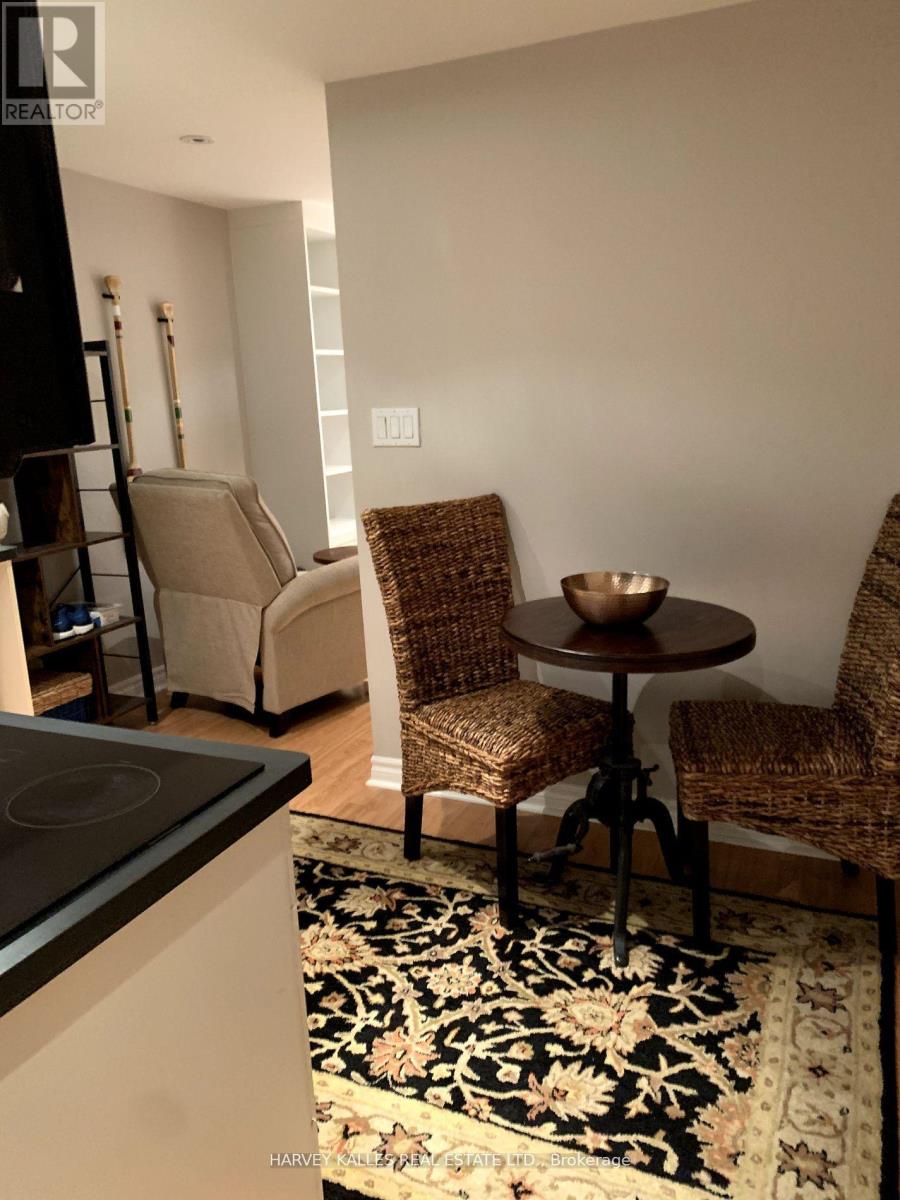 Bsmnt - 92 Westmoreland Avenue, Toronto, Ontario  M6H 2Z7 - Photo 10 - W13588702