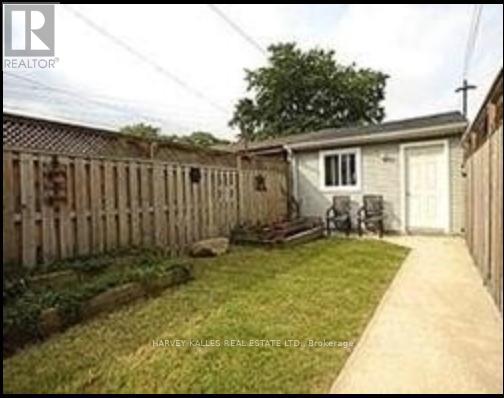 Bsmnt - 92 Westmoreland Avenue, Toronto, Ontario  M6H 2Z7 - Photo 3 - W13588702