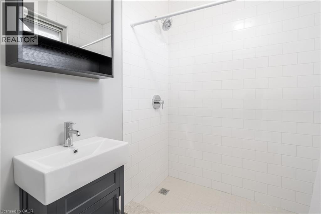 81 Gibson Avenue Unit# 5, Hamilton, Ontario  L8L 6J9 - Photo 3 - 40849870