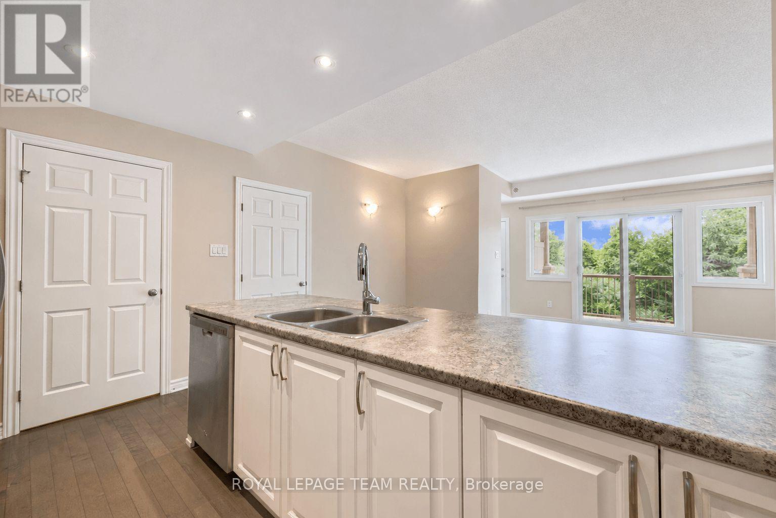 I - 366 Wood Acres Grove, Ottawa, Ontario  K1T 0M7 - Photo 10 - X13587670
