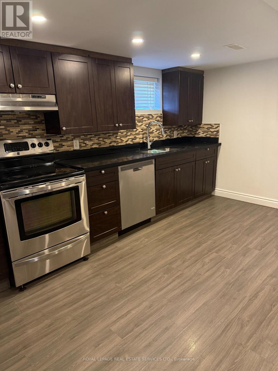 Bsmt - 188 Walter Avenue S, Hamilton, Ontario  L8K 3L2 - Photo 3 - X13588436