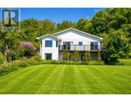 203 SANTAS VILLAGE ROAD, Bracebridge, Ontario