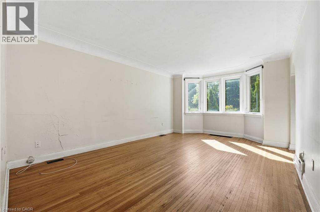 352 Parkside Drive, Waterdown, Ontario  L0R 3H0 - Photo 15 - 40837683