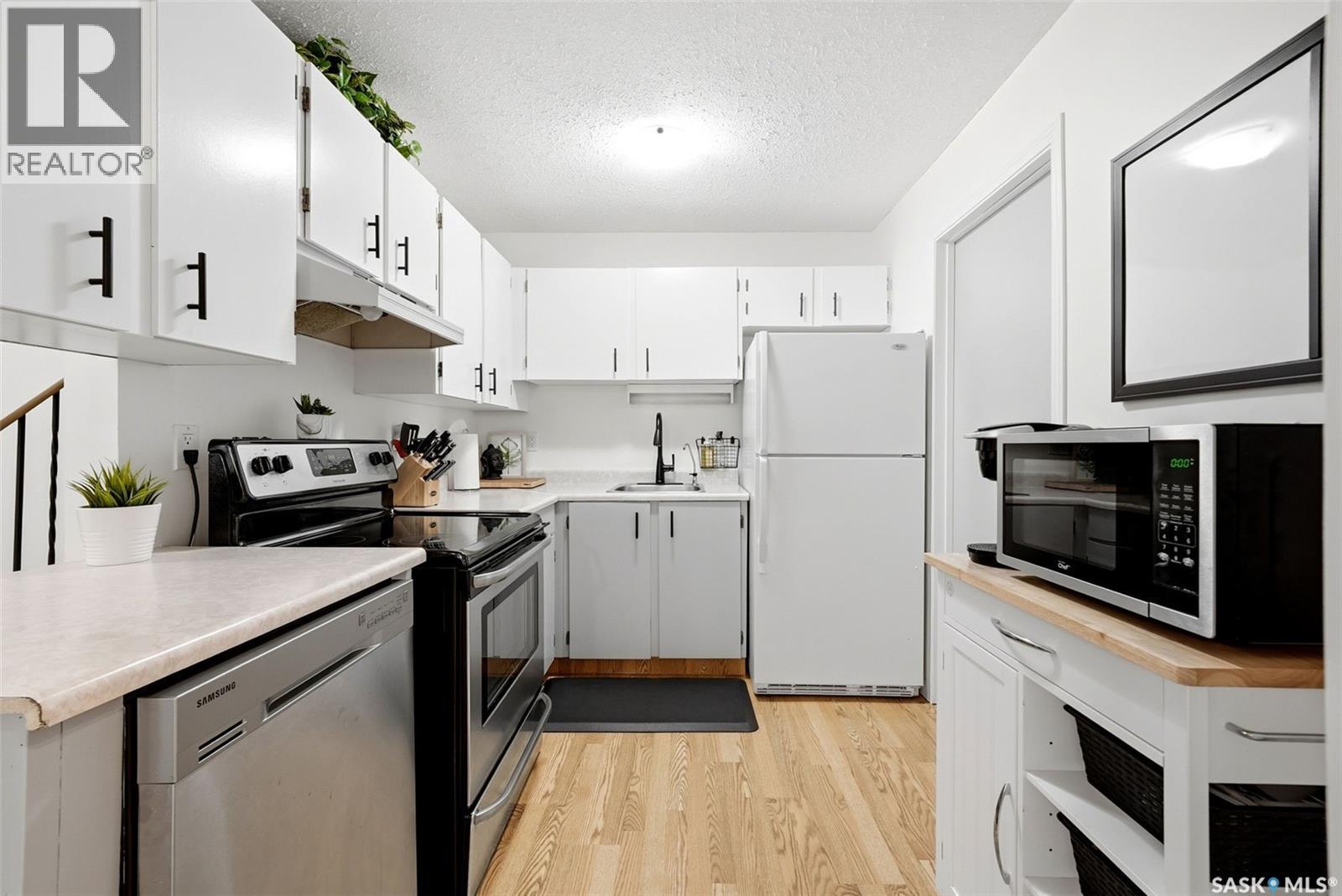 82 Cedar Meadow Drive, Regina, Saskatchewan  S4X 3J6 - Photo 8 - SK043238