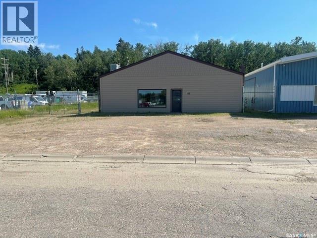 325 17th Street W, Prince Albert, Saskatchewan  S6V 3X6 - Photo 1 - SK041426