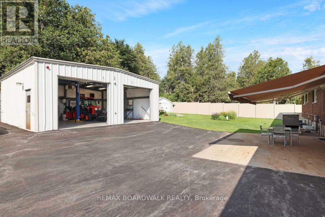 2043 Carp Road, Ottawa, Ontario  K0A 1L0 - Photo 27 - X13588768