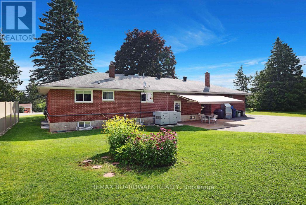 2043 Carp Road, Ottawa, Ontario  K0A 1L0 - Photo 35 - X13588768