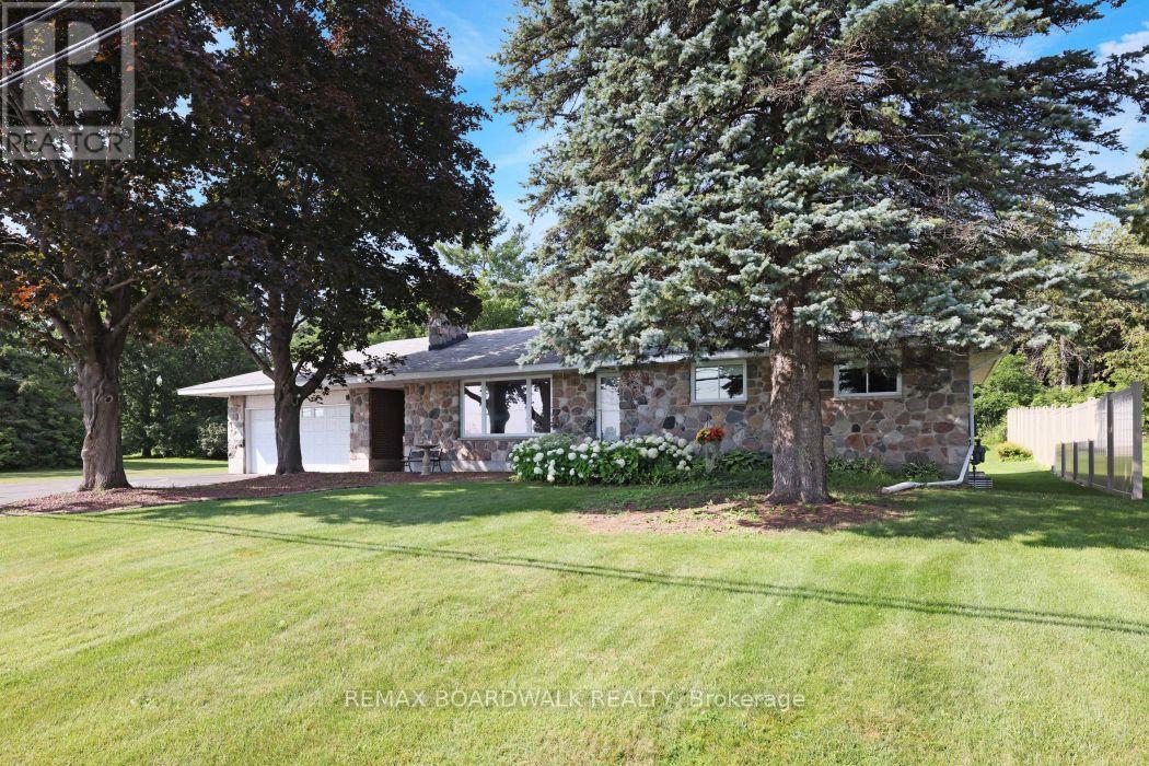 2043 Carp Road, Ottawa, Ontario  K0A 1L0 - Photo 4 - X13588768