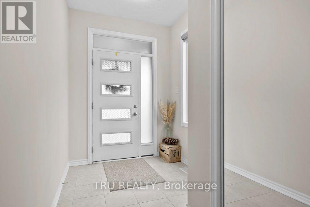 731 Brittanic Road, Ottawa, Ontario  K2V 0N7 - Photo 3 - X13588770