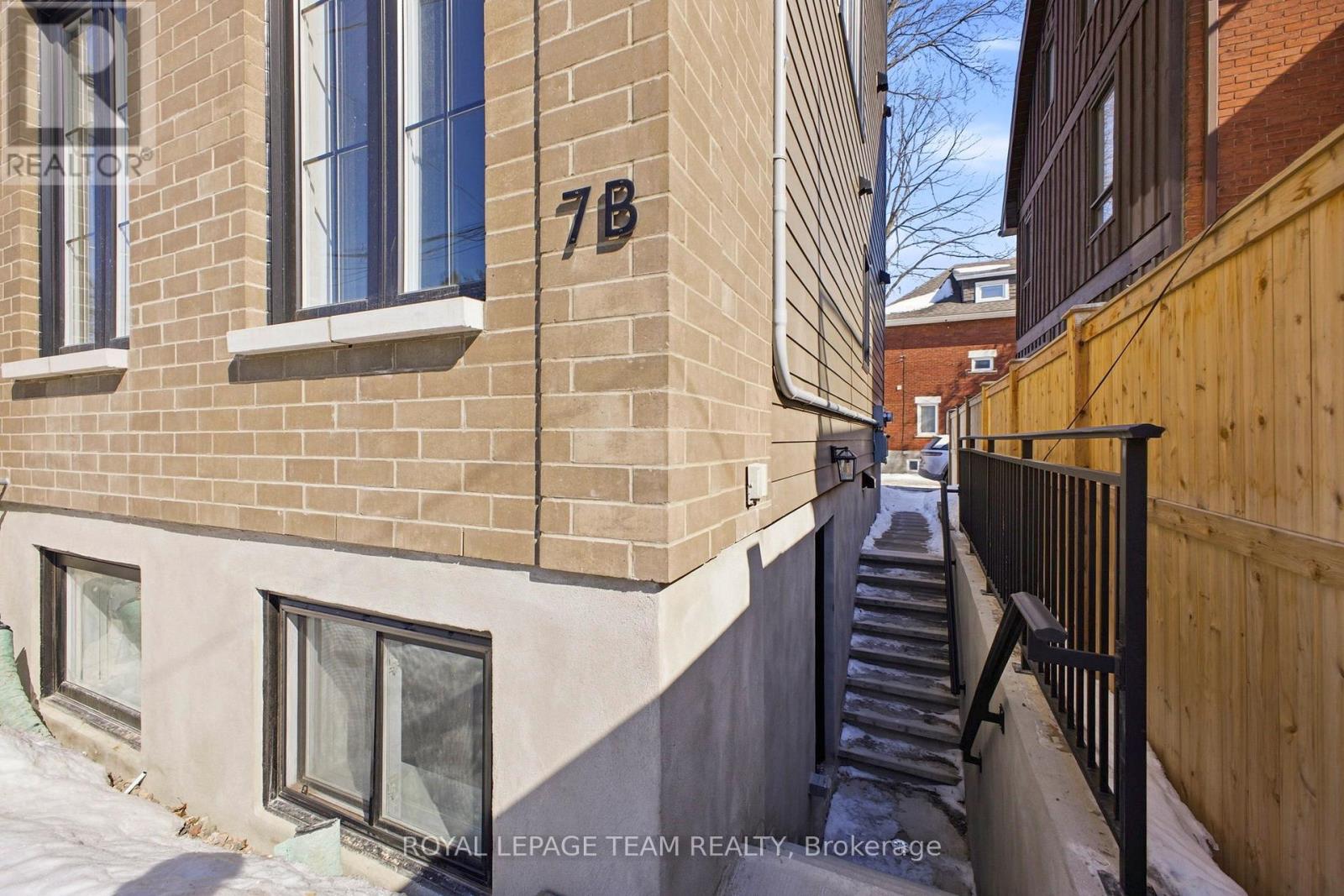 B - 7 Gwynne Avenue, Ottawa, Ontario  K1Y 1X1 - Photo 3 - X13588850