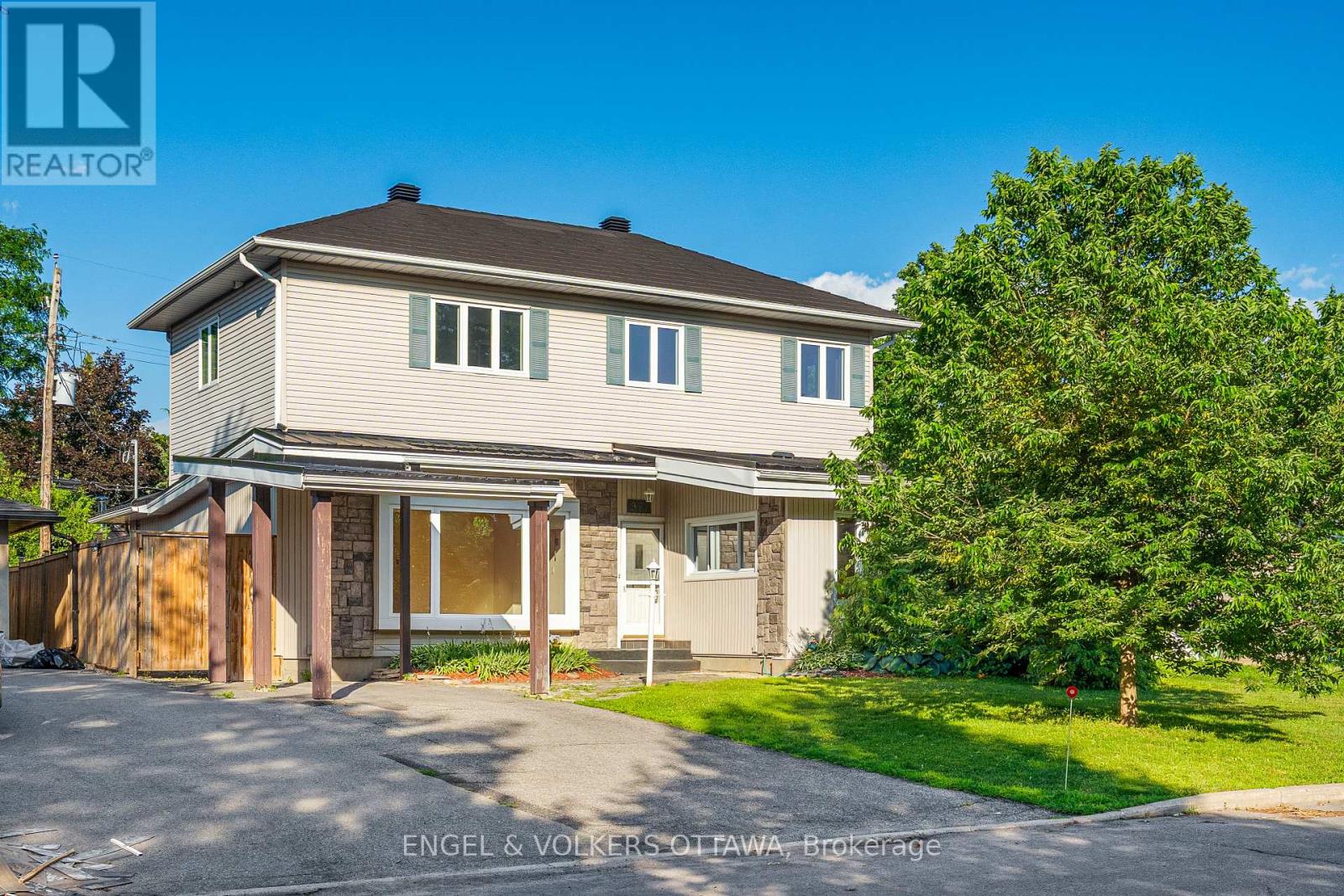977 BLYTHDALE ROAD, Ottawa, Ontario
