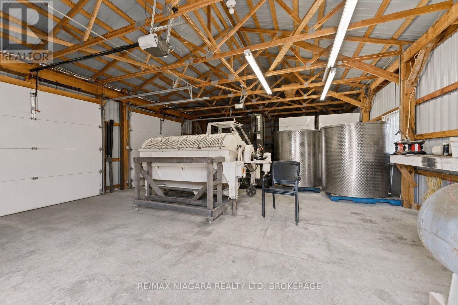 410 County Rd 50 Road W, Essex, Ontario N0R 1G0 - Photo 10 - X13588804