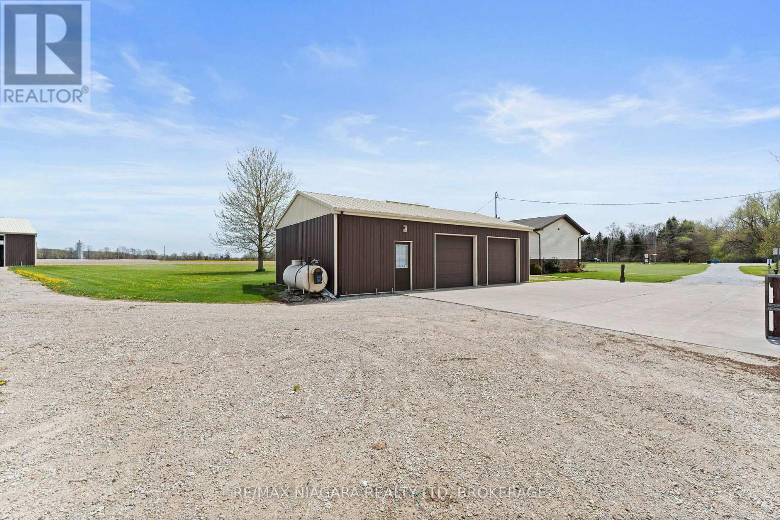 410 County Rd 50 Road W, Essex, Ontario N0R 1G0 - Photo 13 - X13588804