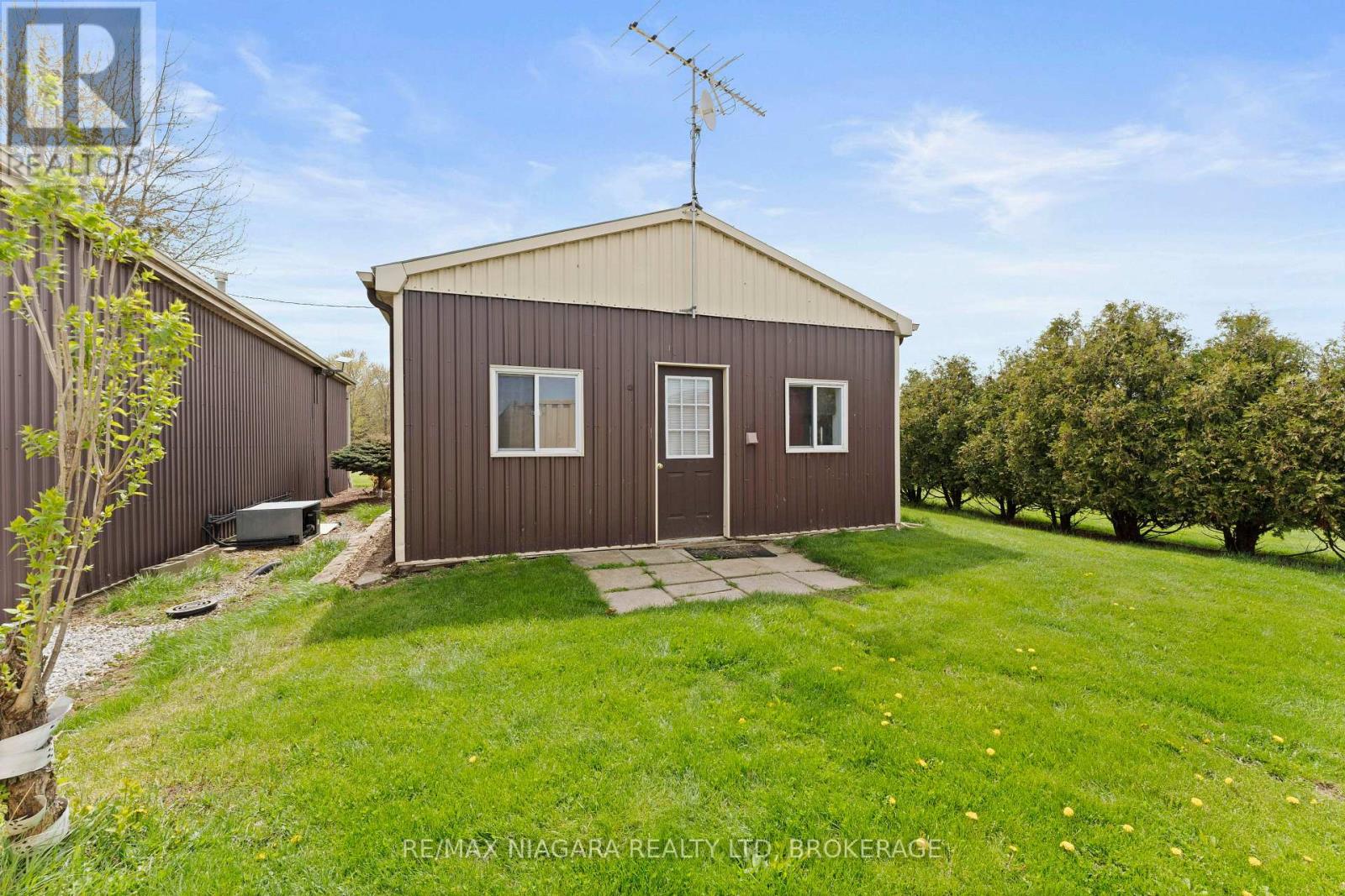 410 County Rd 50 Road W, Essex, Ontario N0R 1G0 - Photo 24 - X13588804
