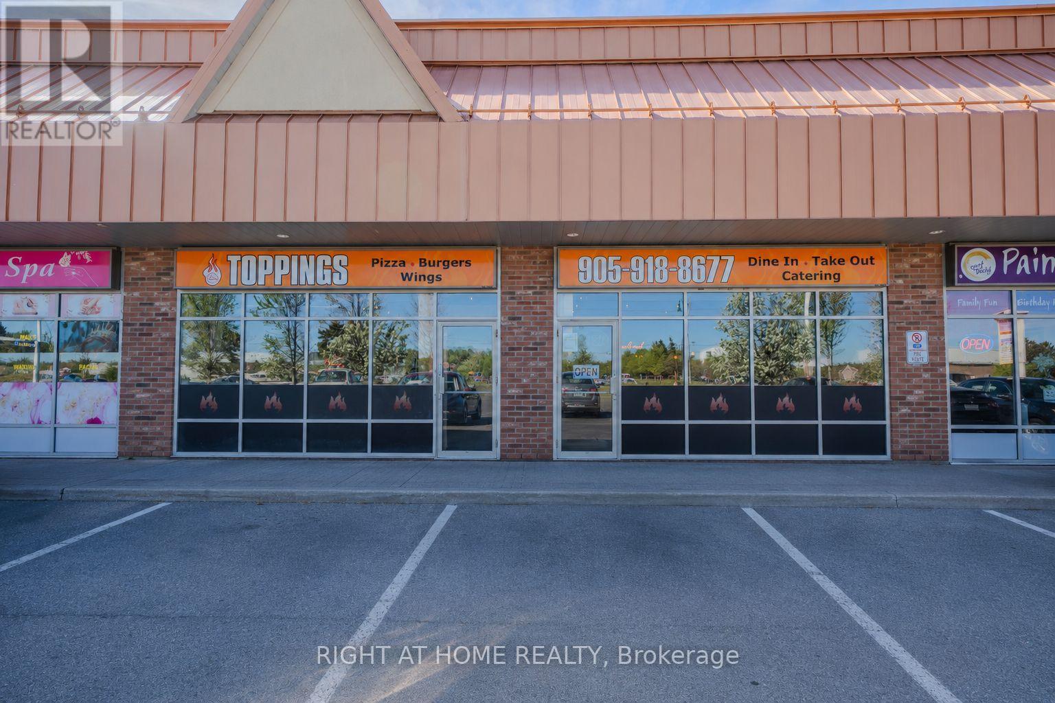16-17 - 1285 ELGIN MILLS ROAD E, Richmond Hill, Ontario