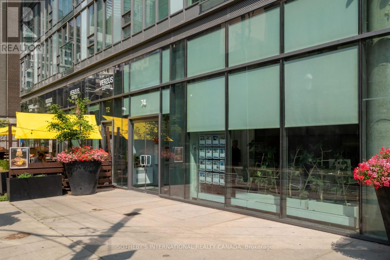 74 Adelaide Street E, Toronto, Ontario  M5C 2R6 - Photo 2 - C13588774
