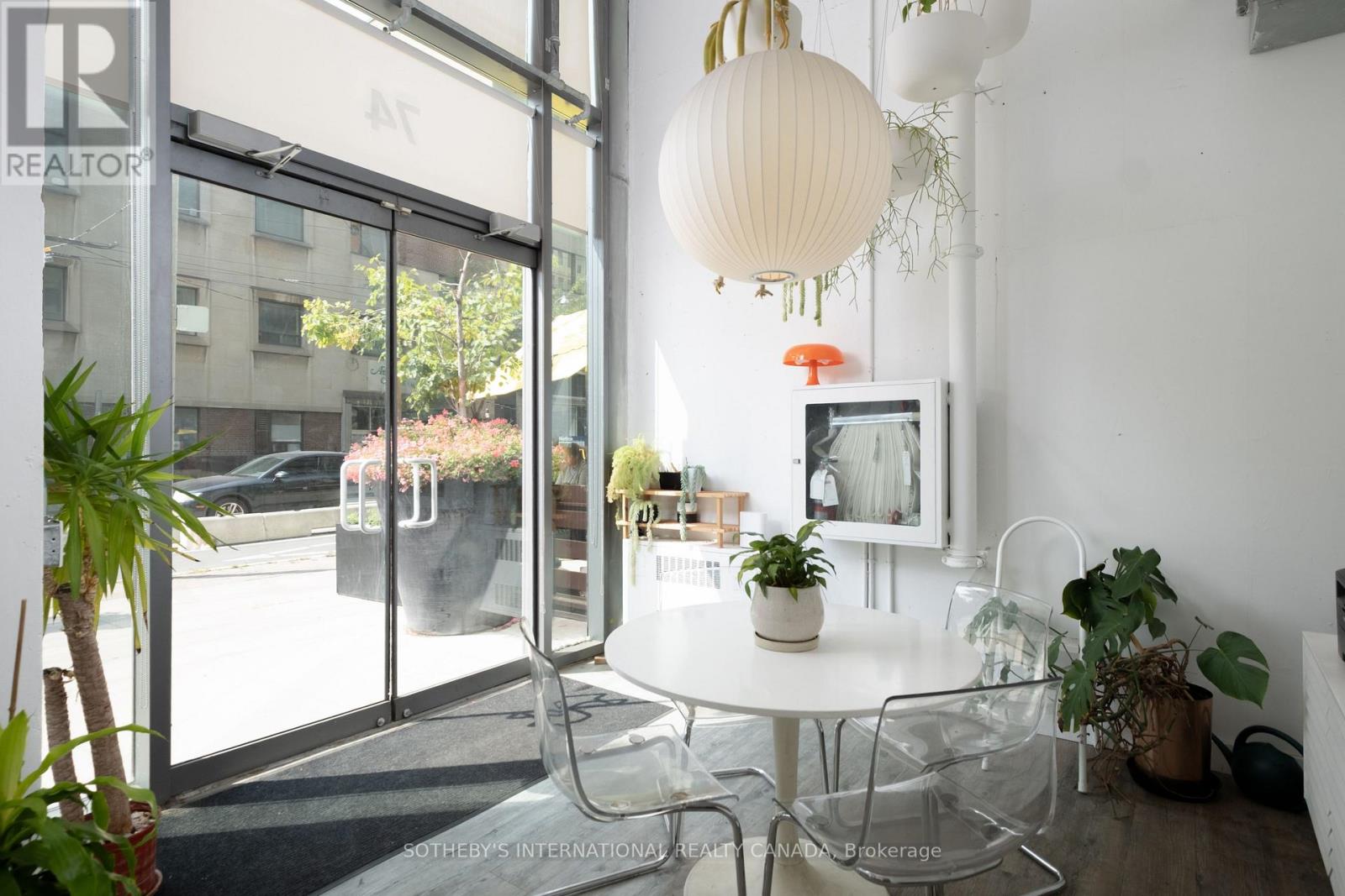 74 Adelaide Street E, Toronto, Ontario  M5C 2R6 - Photo 3 - C13588774