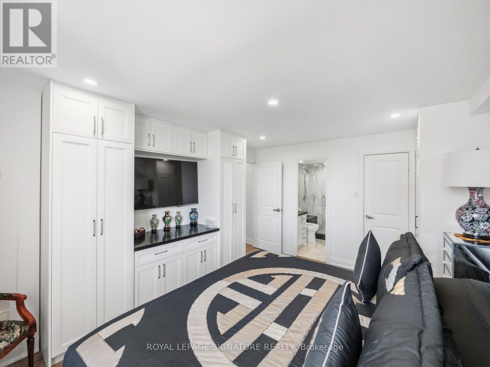 906 - 100 Canyon Avenue, Toronto, Ontario  M3H 5T9 - Photo 12 - C13588792