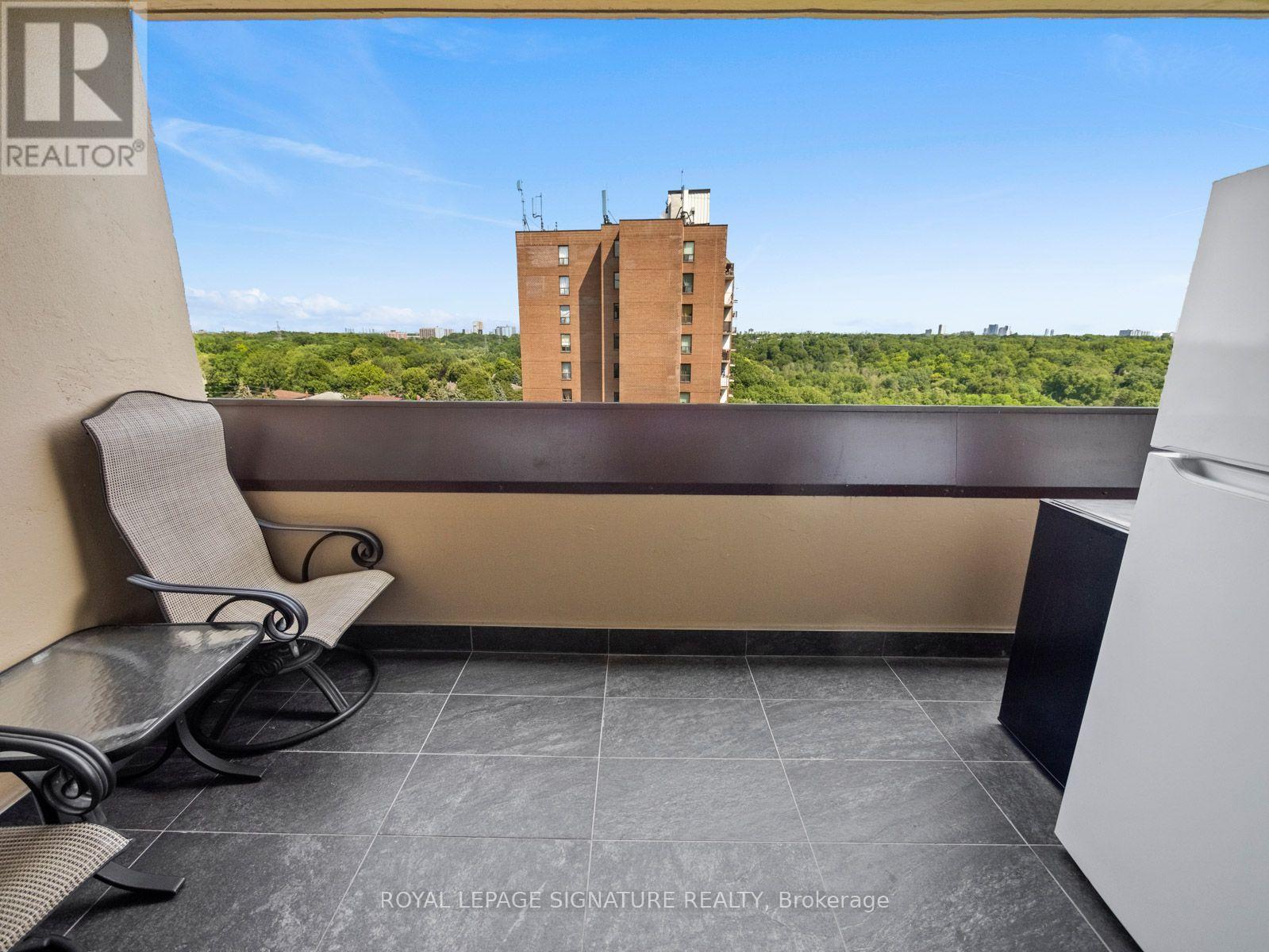 906 - 100 Canyon Avenue, Toronto, Ontario  M3H 5T9 - Photo 18 - C13588792