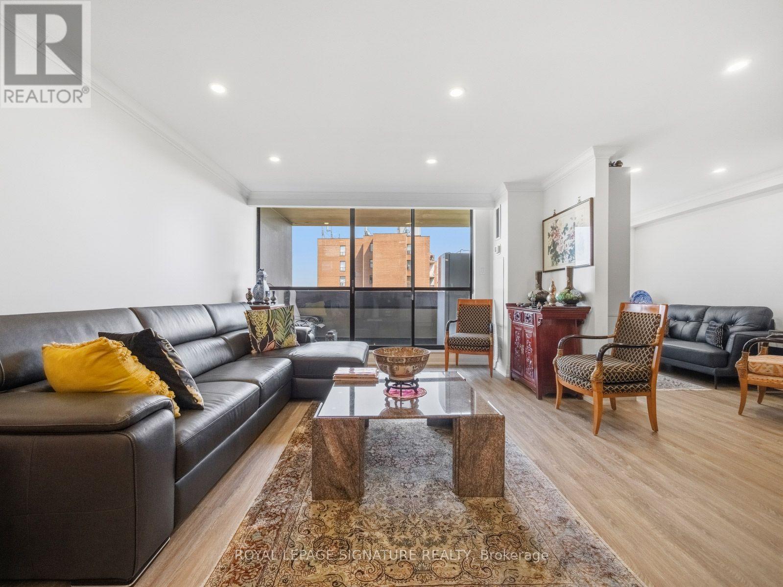 906 - 100 Canyon Avenue, Toronto, Ontario  M3H 5T9 - Photo 4 - C13588792