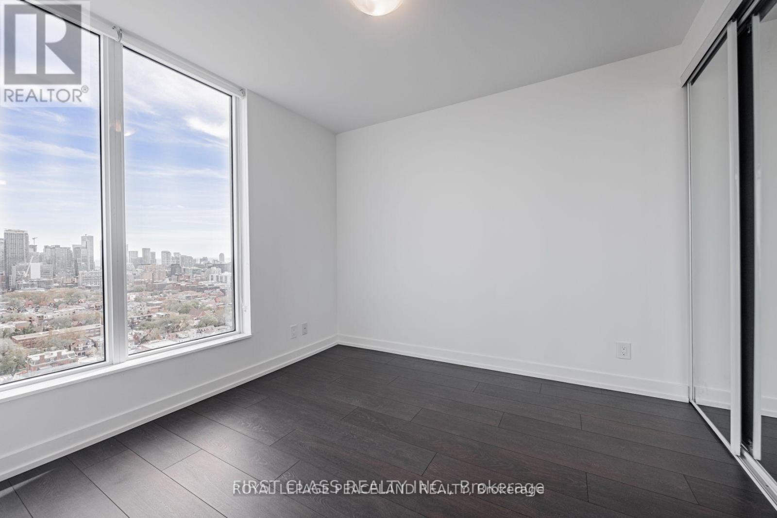 1608 - 203 College Street, Toronto, Ontario  M5T 1P9 - Photo 3 - C13588816